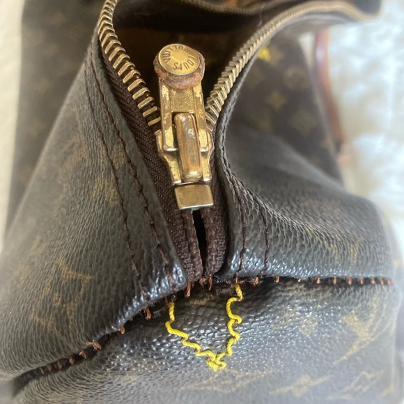 Authenticate Louis Vuitton Speedy 35 - Picture 4 of 16